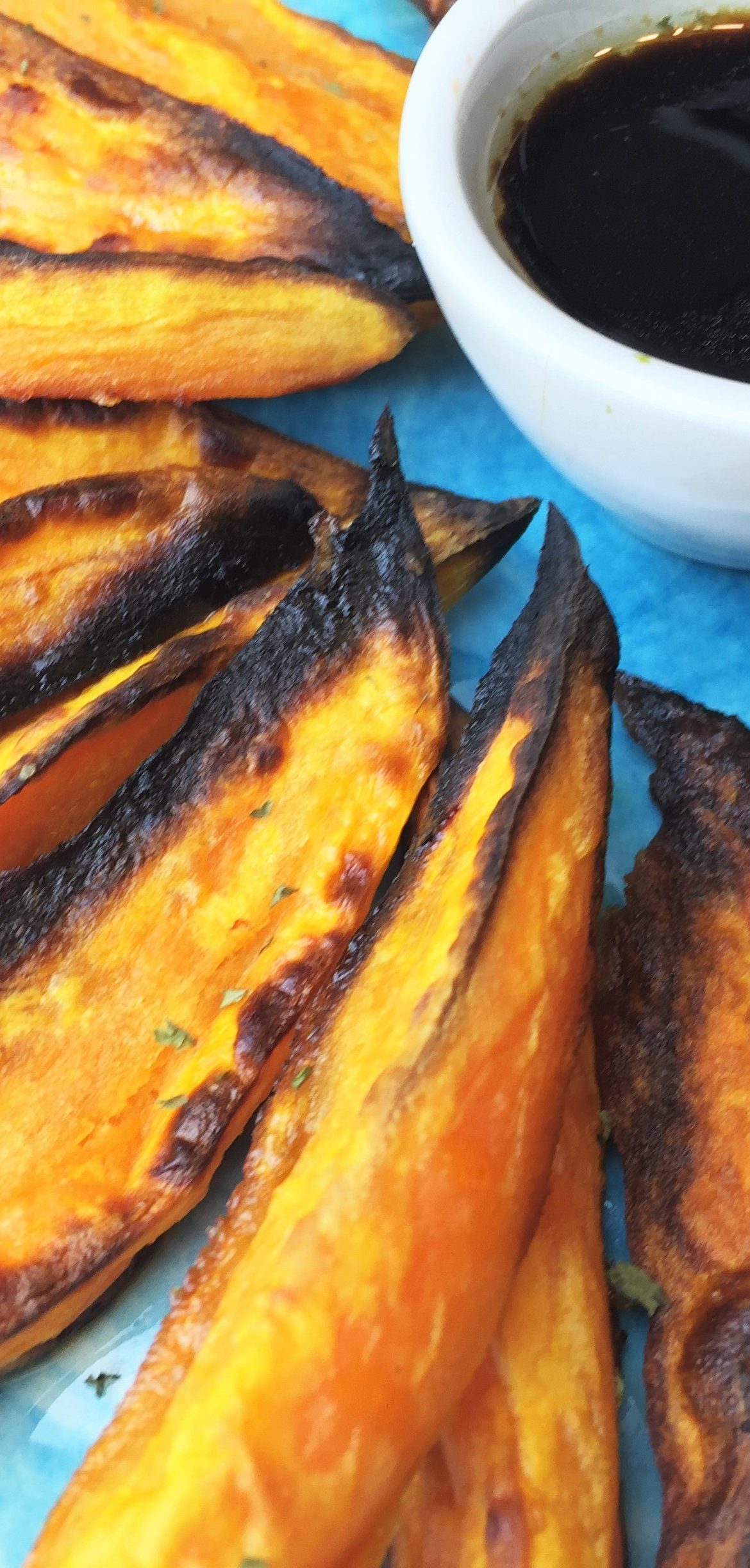 Receta de batatas al horno. Batata mayela al horno con salsa.