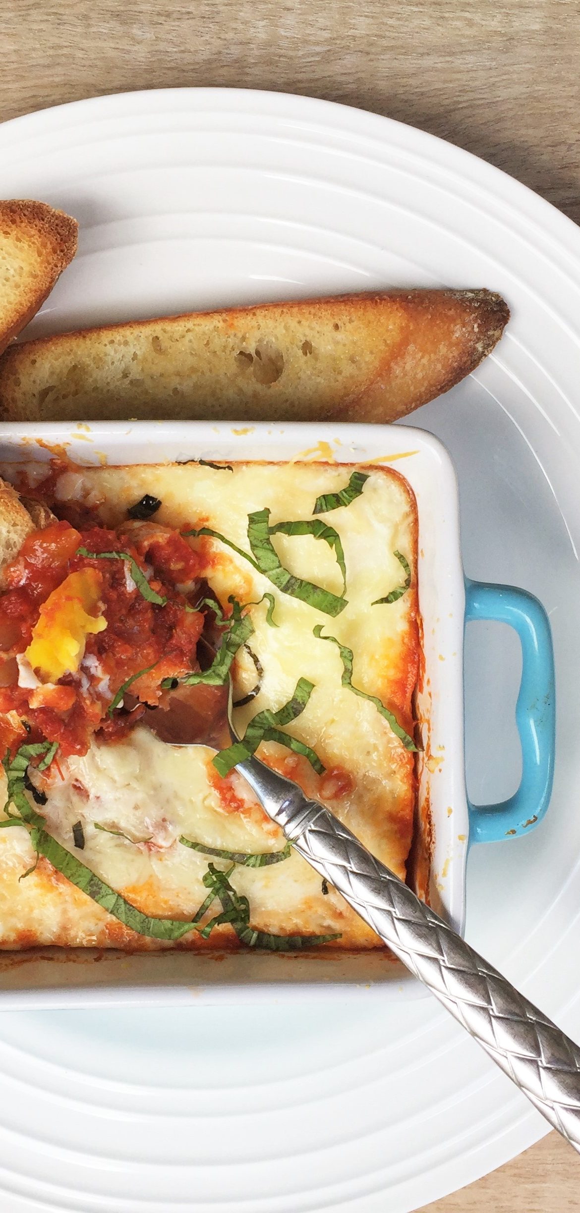 Receta de huevos al horno con salsa marinara. www.ensalpicadas.com