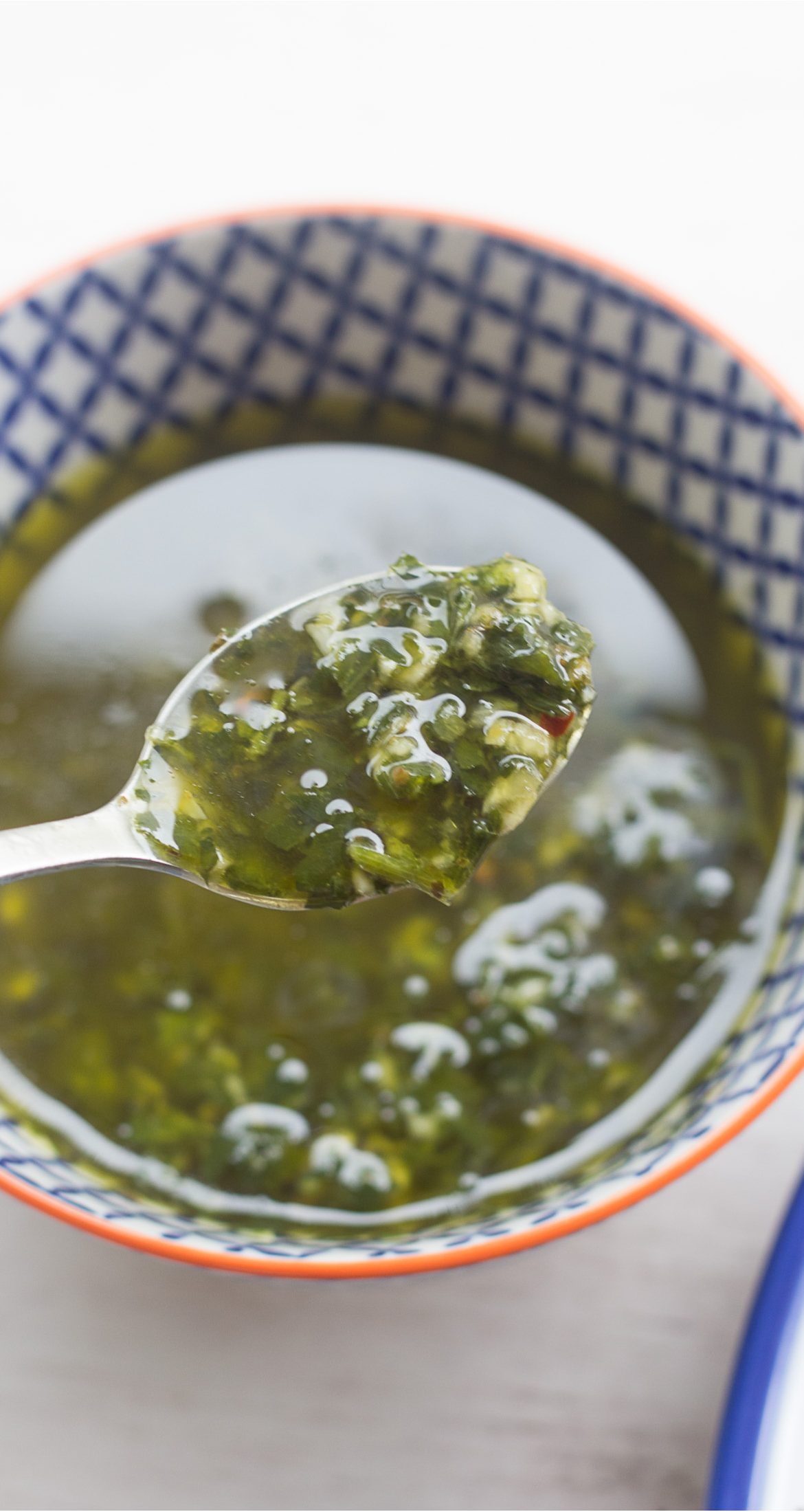 Receta del mejor chimichurri básico.