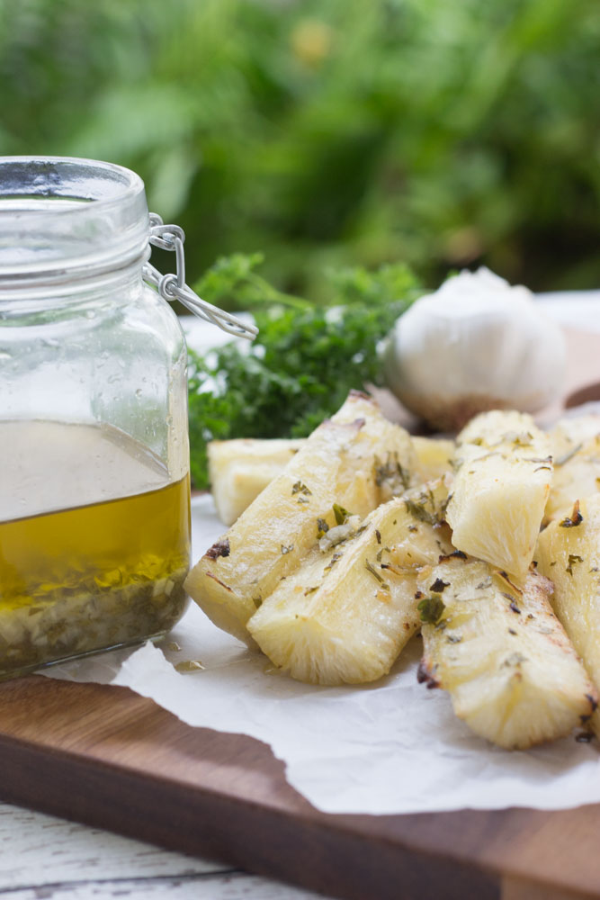 Receta de Yuca con Mojo de Ajo a la Parrilla