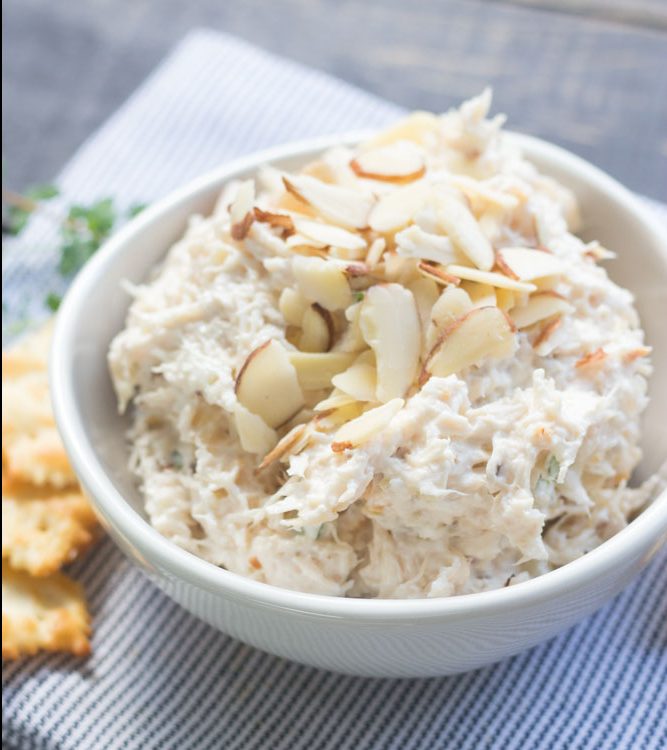 REceta de Dip de Pollo con Almendras y más