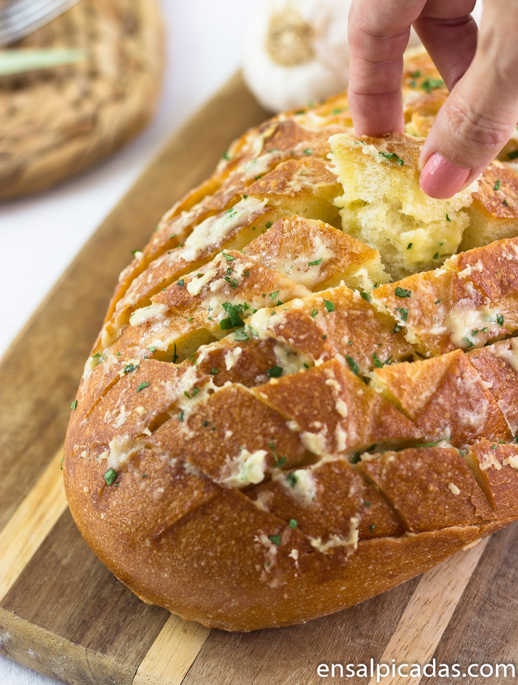 Receta de Pan con Ajo y queso al horno