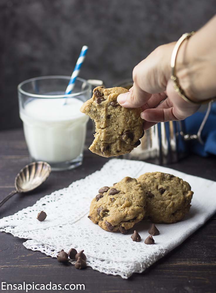 Galletas de Chocolate chip con coco y avena.
